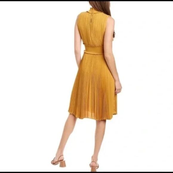 Nanette Lepore Pleated Midi Dress Mock Neck Sleeveless Fit & Flare - Picture 2 of 10